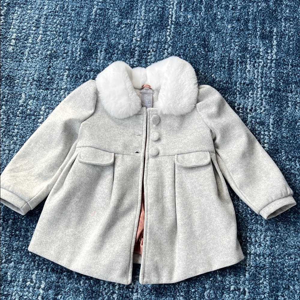 Tahari Kids Gray Pea Coat with White Faux Fur Collar 3 years old